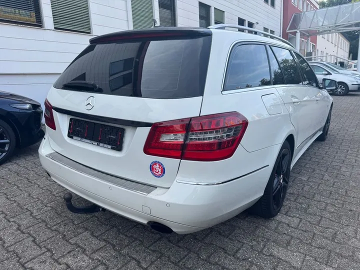 Mercedes-Benz E 350