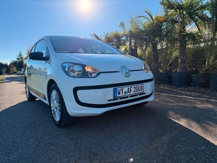Volkswagen up!
