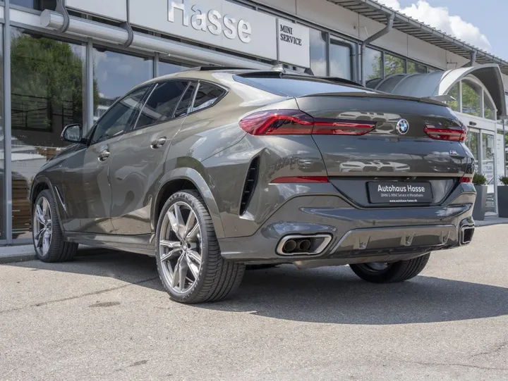 BMW X6 M50
