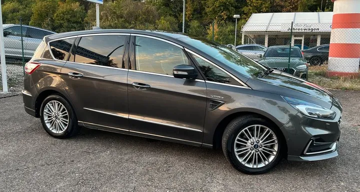 Ford S-Max