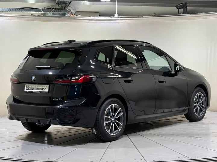BMW 223