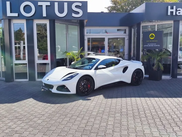 Lotus Emira