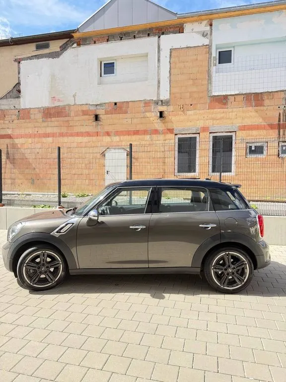 MINI Countryman D (Cooper)