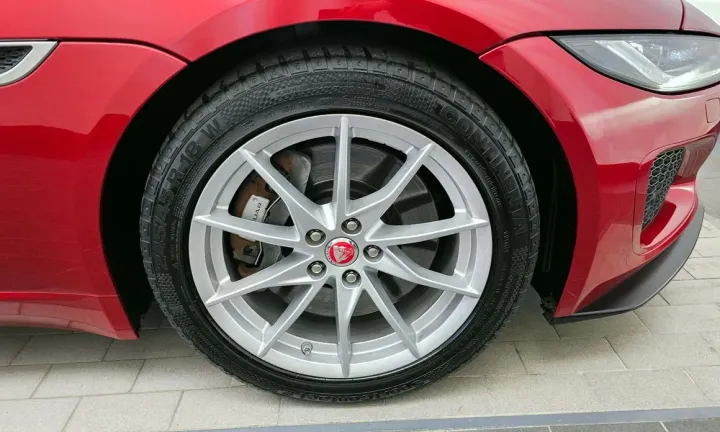 Jaguar F-TYPE