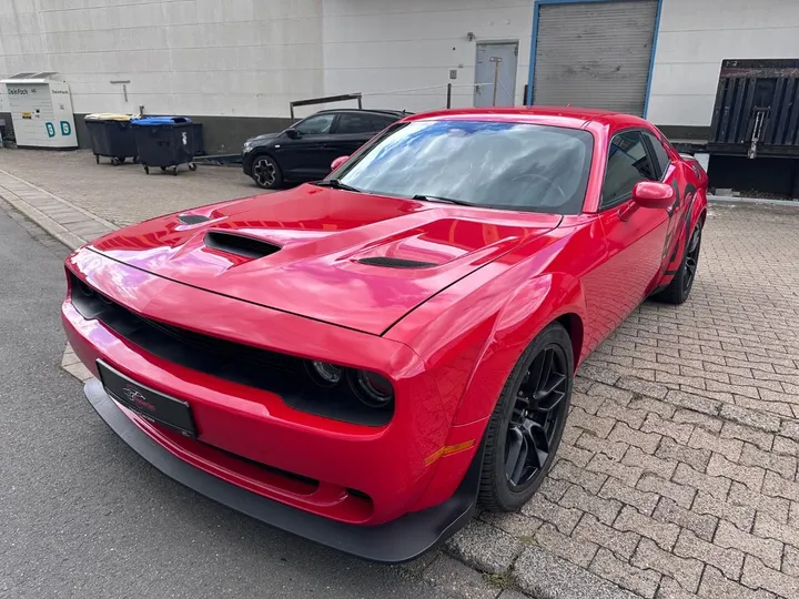 Dodge Challenger