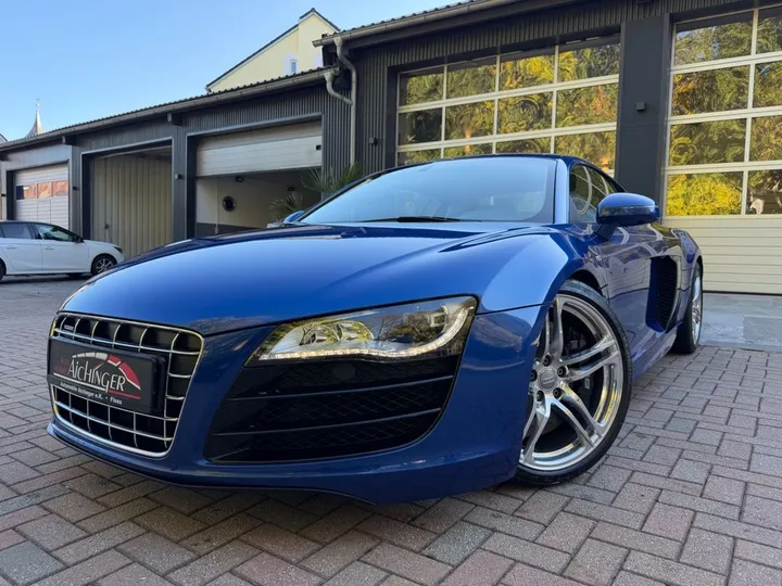 Audi R8