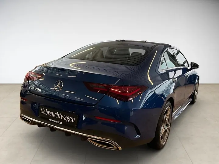 Mercedes-Benz CLA 200