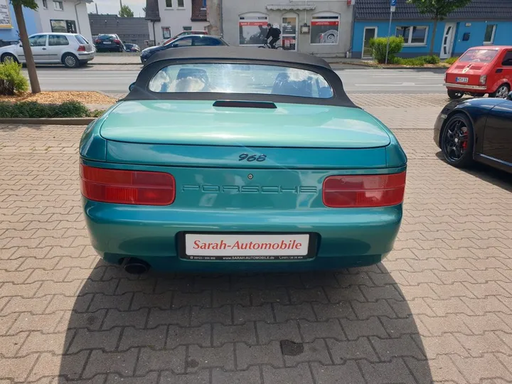 Porsche 968