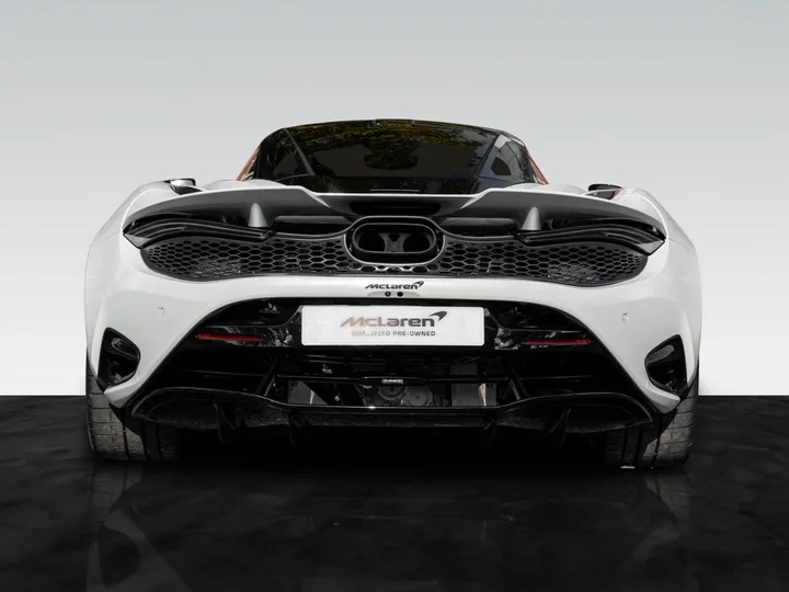 McLaren 750S