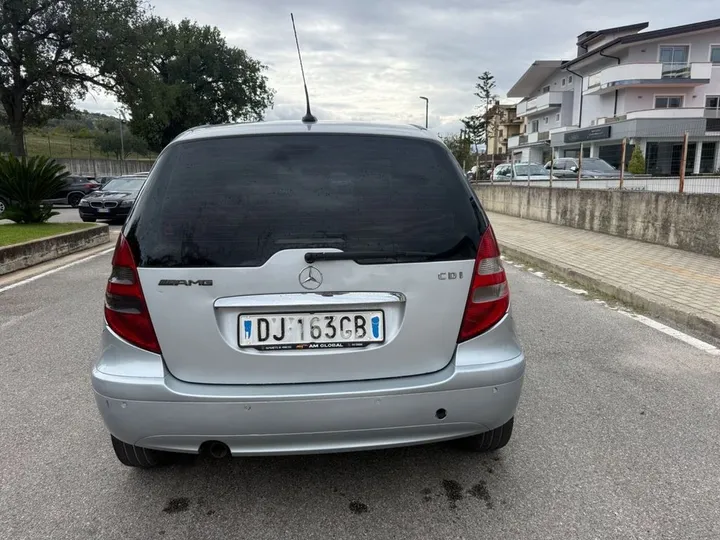 Mercedes-Benz A 180