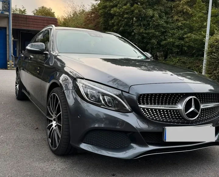 Mercedes-Benz C 220