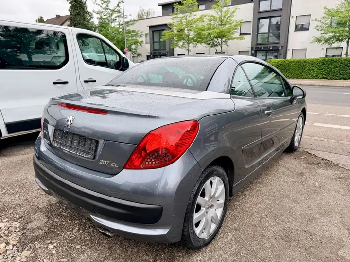 Peugeot 207