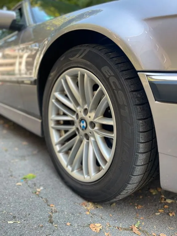 BMW 730