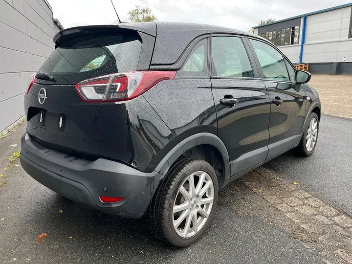 Opel Crossland (X)
