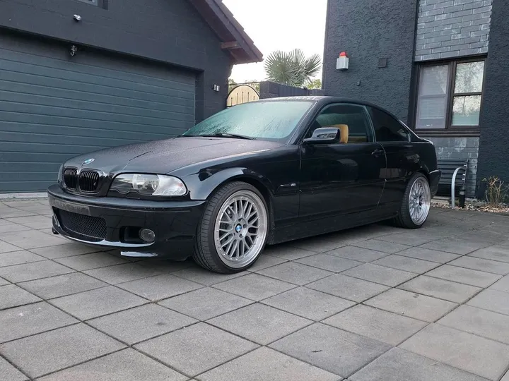 BMW 320