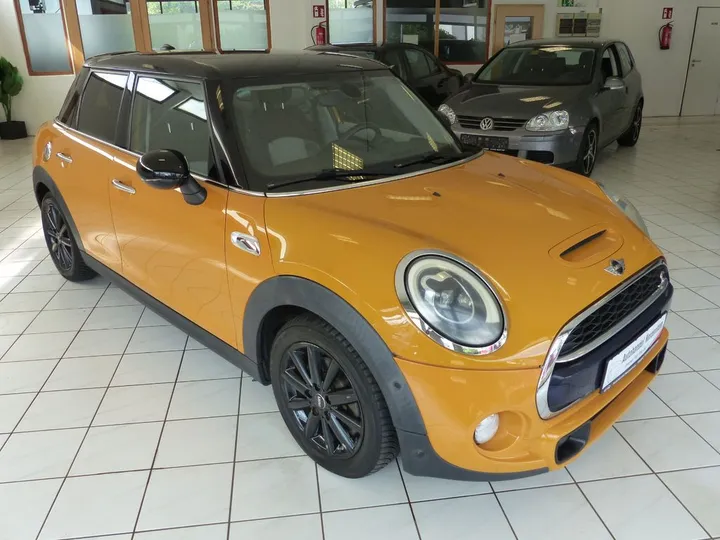 MINI Cooper SD