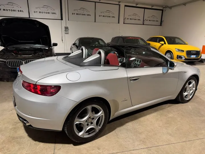 Alfa Romeo Spider