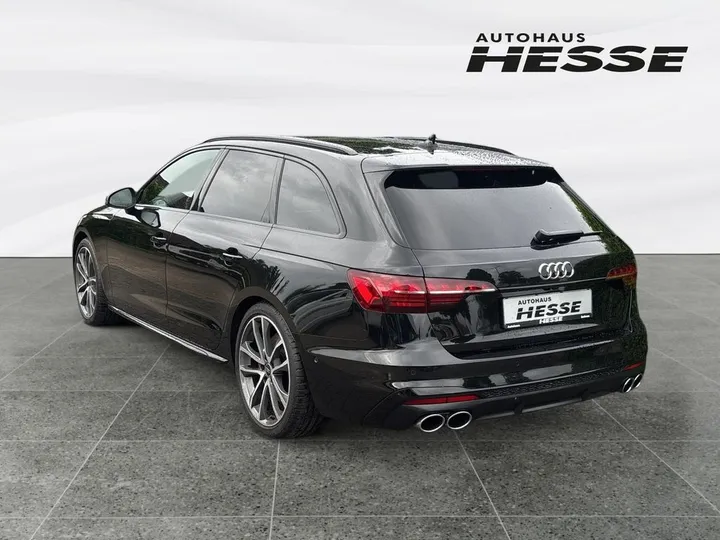 Audi S4