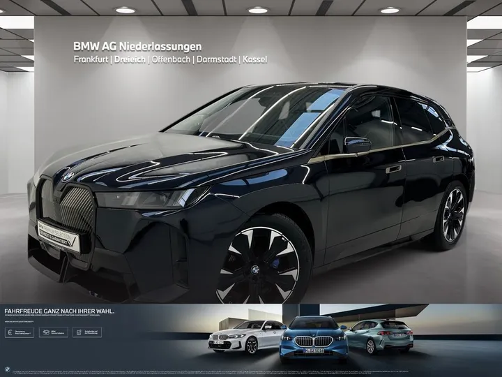 BMW iX