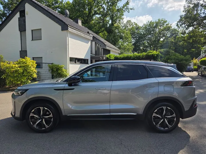 BAIC Beijing X75