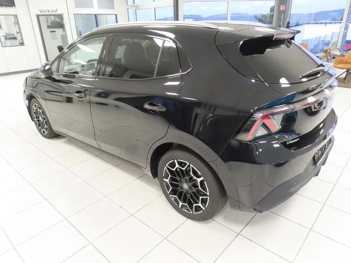 MG MG4 EV Urban