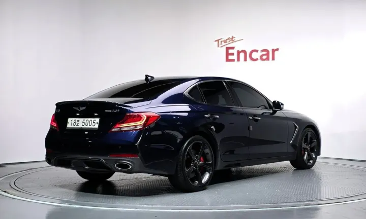Genesis G70