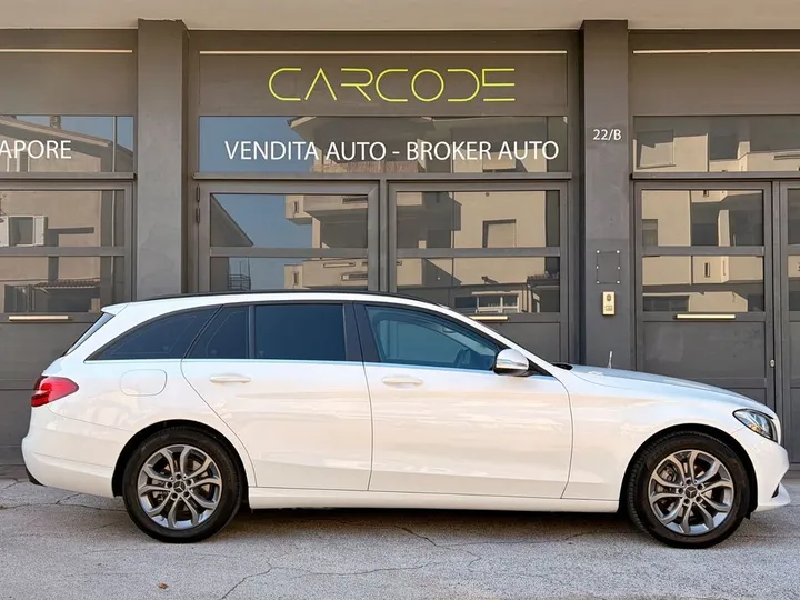 Mercedes-Benz C 220