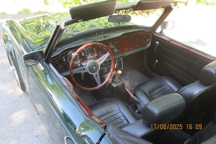 Triumph TR6