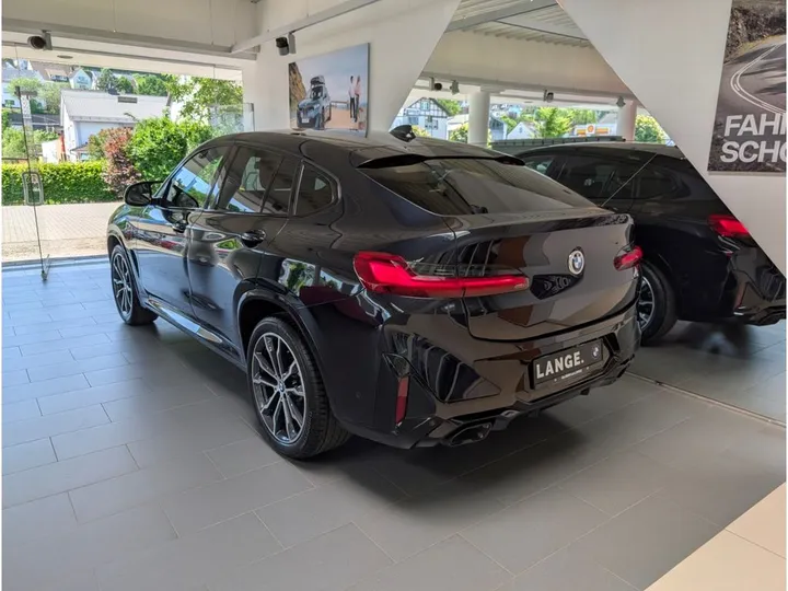 BMW X4 M40