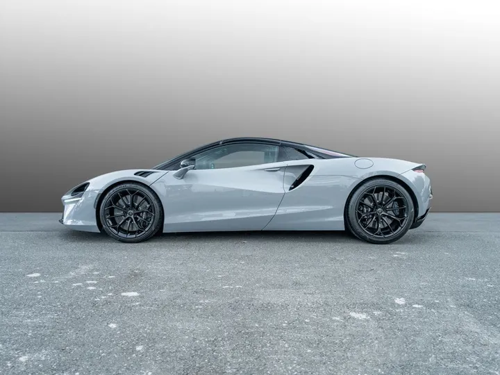 McLaren Artura