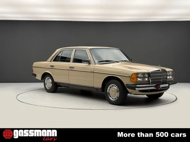 Mercedes-Benz 200