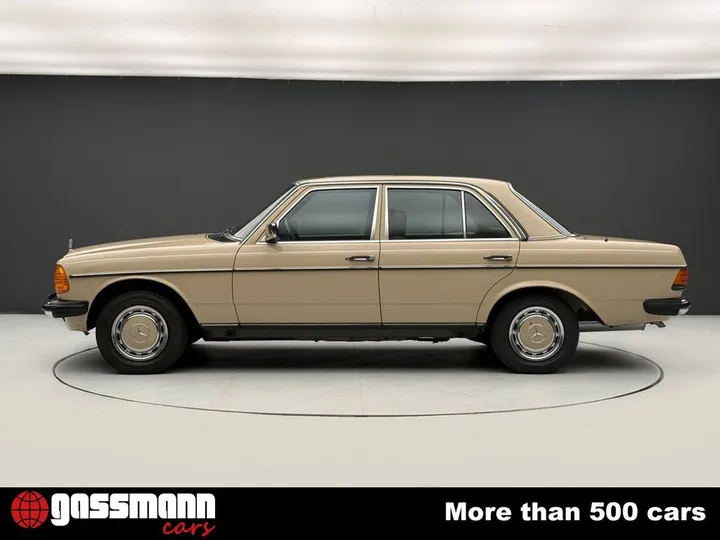 Mercedes-Benz 200