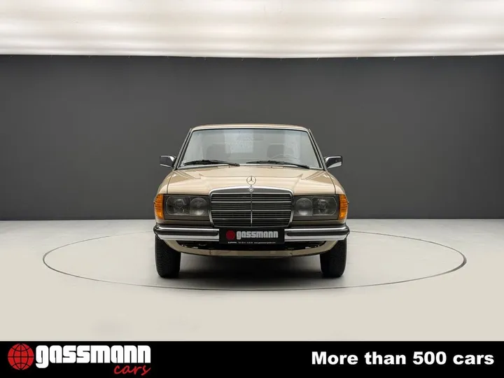 Mercedes-Benz 200