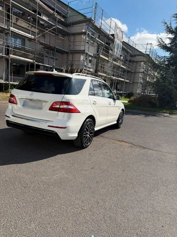 Mercedes-Benz ML 350