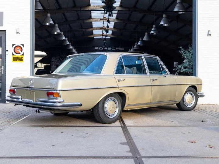 Mercedes-Benz S 300