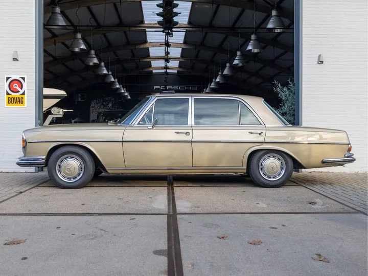Mercedes-Benz S 300