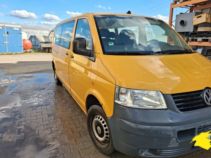 Volkswagen T5 Caravelle
