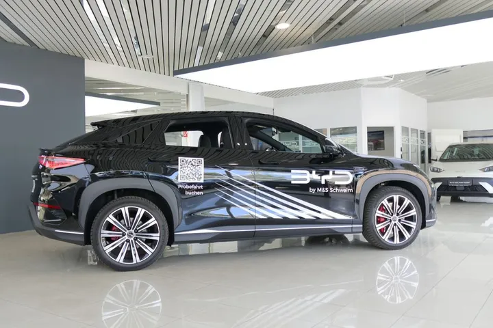 BYD SEALION 7