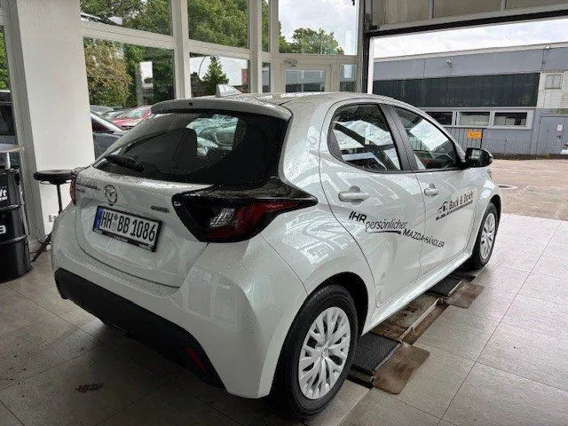 Mazda 2 Hybrid
