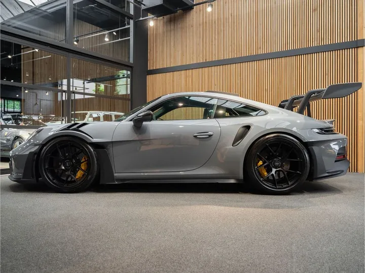 Porsche 992