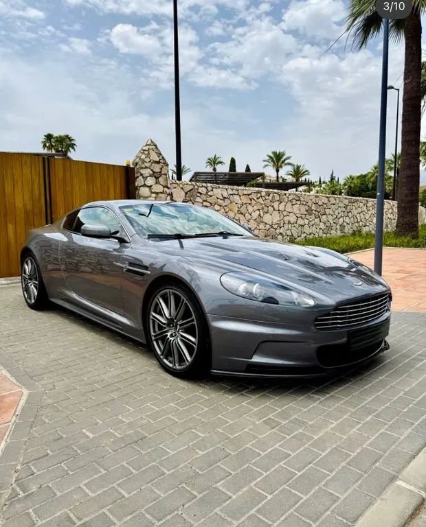 Aston Martin DBS