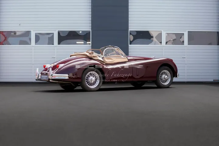 Jaguar XK