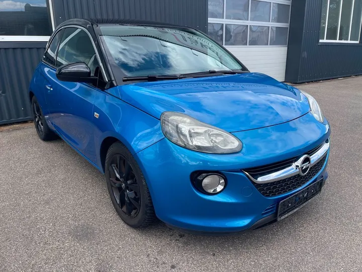 Opel Adam