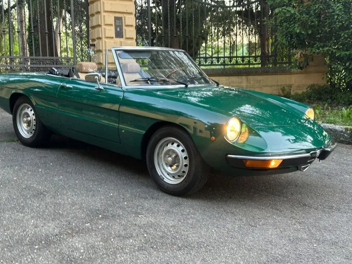 Alfa Romeo Spider