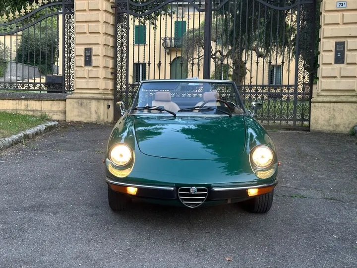 Alfa Romeo Spider