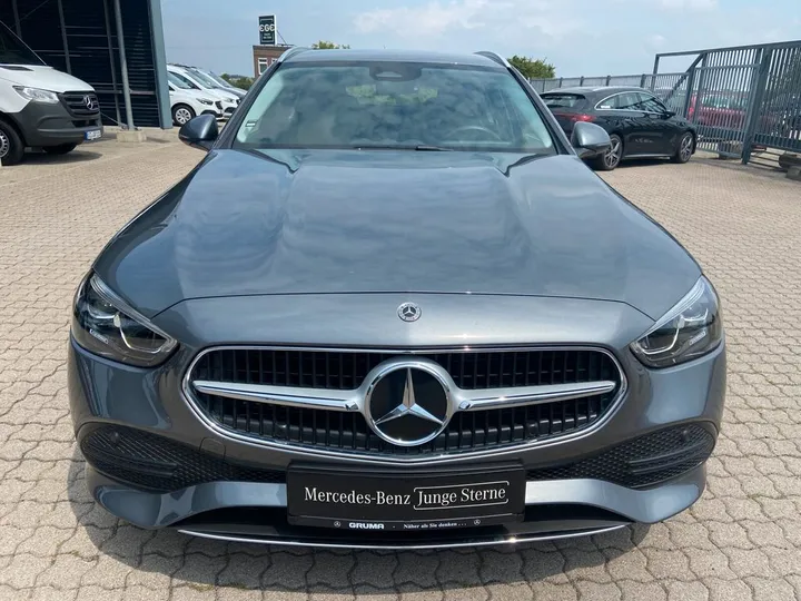 Mercedes-Benz C 180