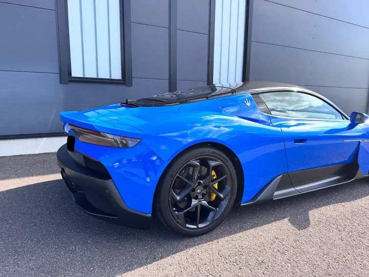 Maserati MC20