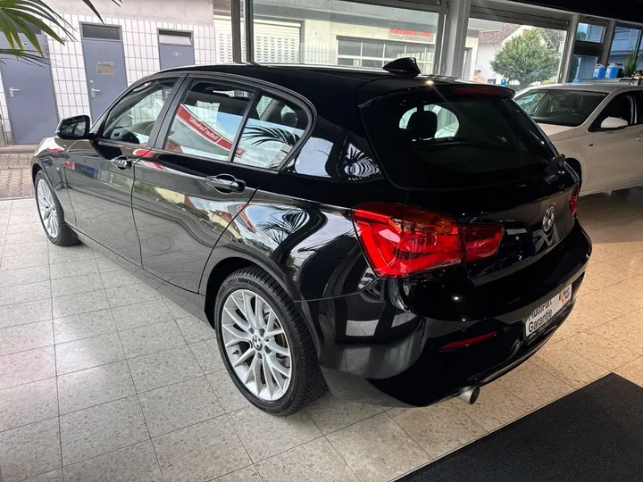 BMW 118