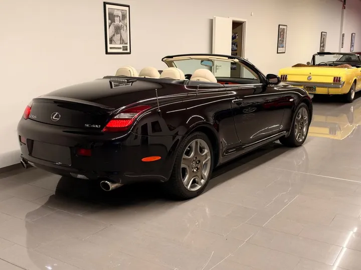 Lexus SC 430