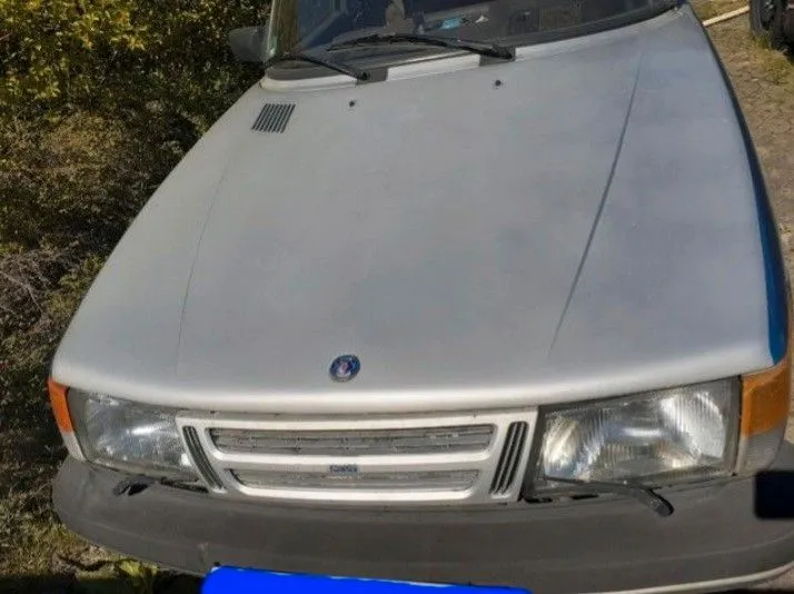 Saab 900